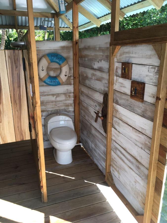 El Toucan Loco Floating Lodges Tierra Oscura Ngoại thất bức ảnh