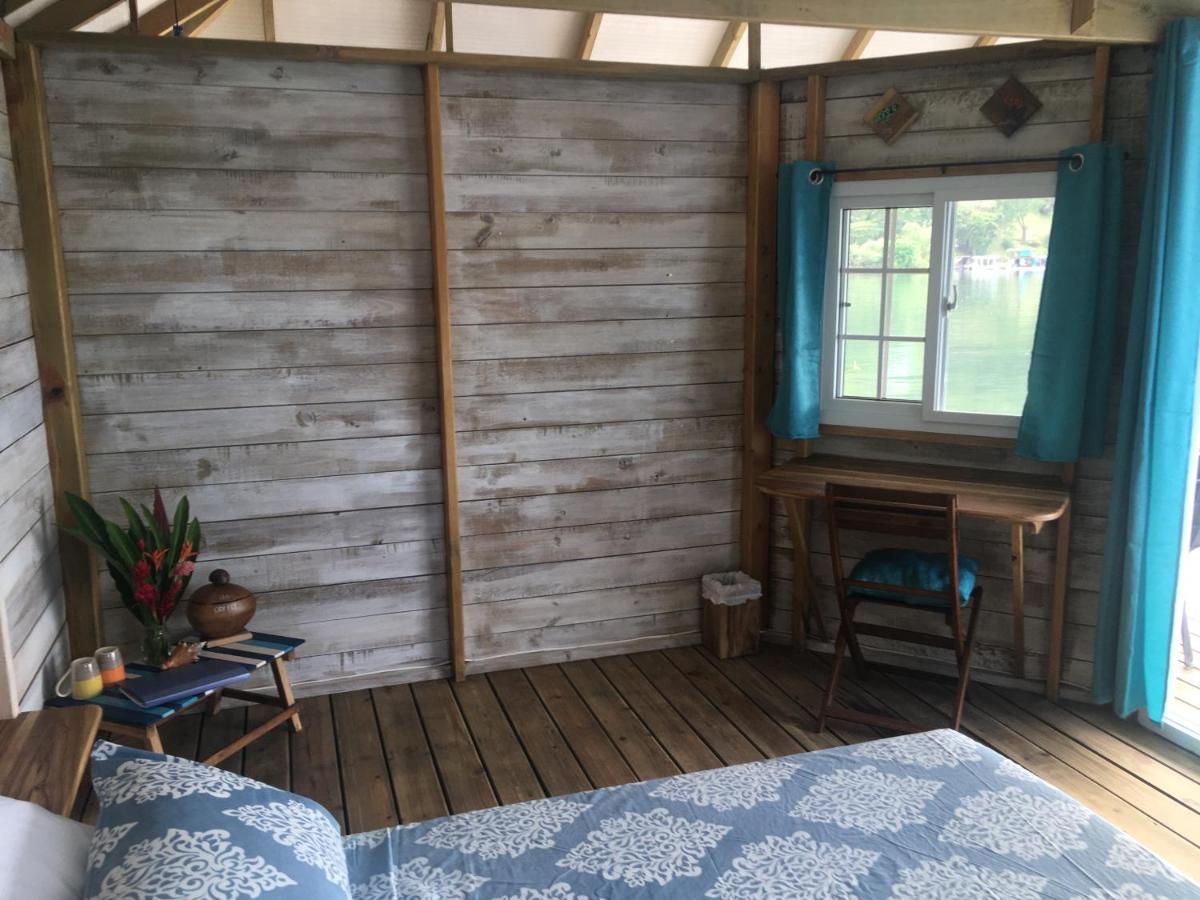 El Toucan Loco Floating Lodges Tierra Oscura Ngoại thất bức ảnh
