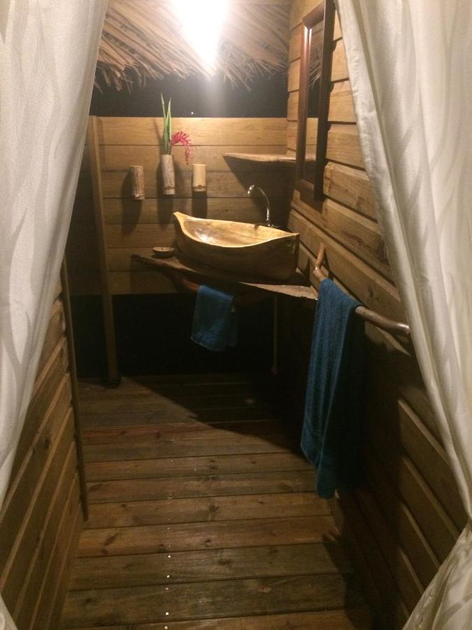 El Toucan Loco Floating Lodges Tierra Oscura Ngoại thất bức ảnh